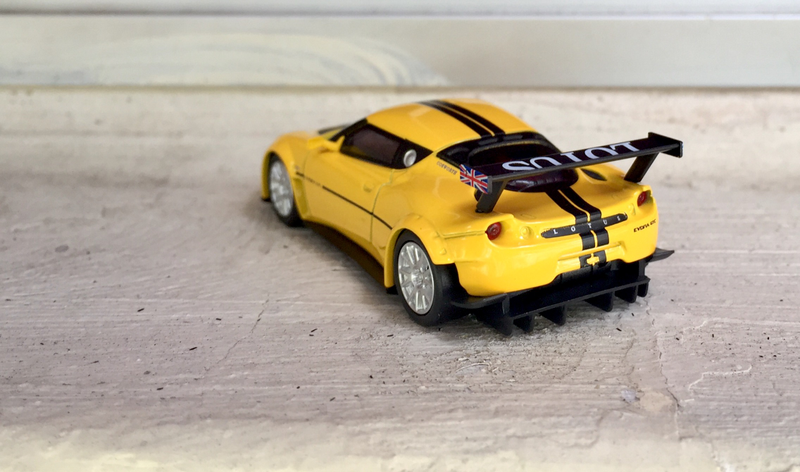 Illustration for article titled Kyosho 1/64 Lotus Evora GTC 'Yellow'